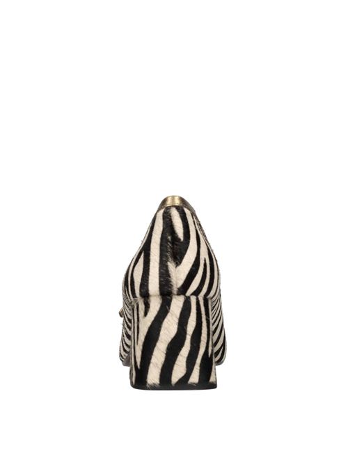 Décolleté modello Mumma in pelle e ecopelle CHIE MIHARA | MUMMAZEBRATO